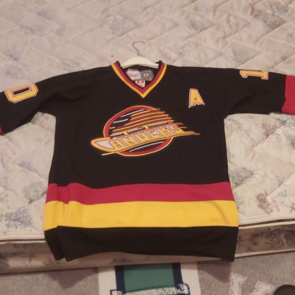 90s Vancouver Canucks Pavel Bure Jersey